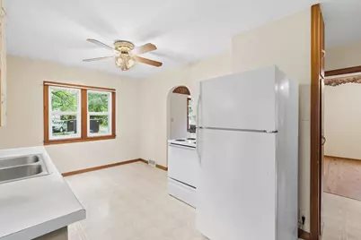 303 8th Avenue, Osceola, WI 54020 - Photo 5