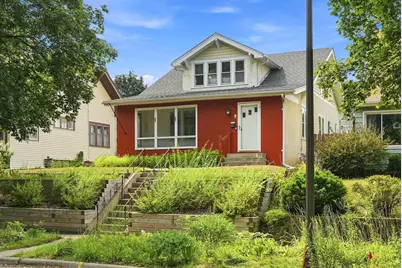 902 Hyacinth Ave E, Saint Paul, MN 55106 - Photo 1
