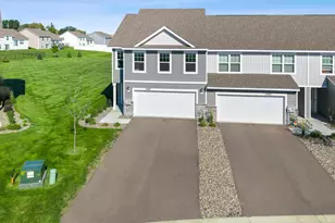 13616 Kaylemore Trl, Rosemount, MN 55068 - Photo 3