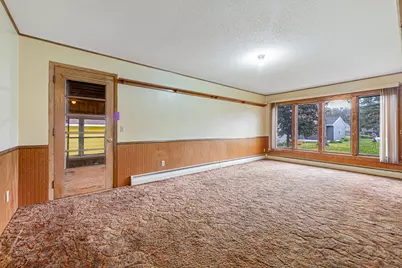 303 S Main Street, Winthrop, MN 55396 - Photo 21