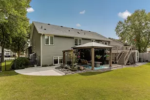 2502 Boulder Ridge Dr NW, Rochester, MN 55901 - Photo 3