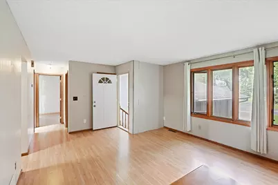 750 Hiawatha Avenue, Vadnais Heights, MN 55127 - Photo 3