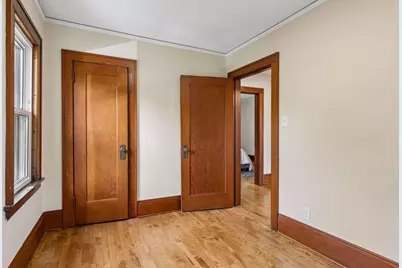 1078 Edmund Avenue, Saint Paul, MN 55104 - Photo 25