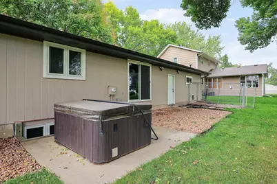 1065 Minnesota Street S, Shakopee, MN 55379 - Photo 31