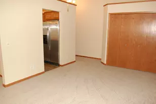 14839 Endicott Way, Apple Valley, MN 55124 - Photo 3