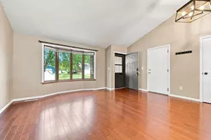2375 Helena Rd N, Oakdale, MN 55128 - Photo 7
