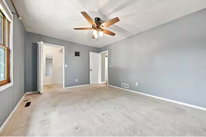 2375 Helena Road N, Oakdale, MN 55128 - Photo 21