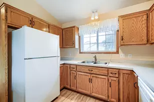 3798 Shannon Dr, Hastings, MN 55033 - Photo 3