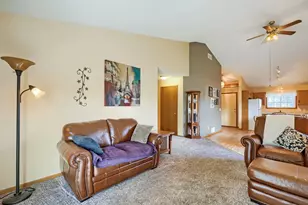 3798 Shannon Dr, Hastings, MN 55033 - Photo 5