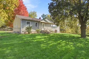 1566 Albemarle St, Saint Paul, MN 55117 - Photo 1