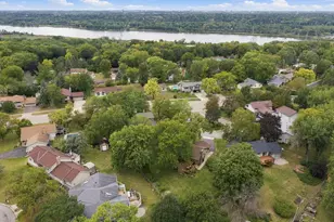 11315 W River Hills Dr, Burnsville, MN 55337 - Photo 41