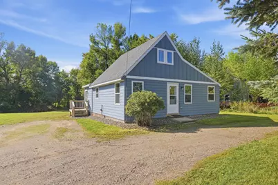 909 4th Street SE, Aitkin, MN 56431 - Photo 1