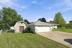7016 90th St S, Cottage Grove, MN 55016 - Photo 5