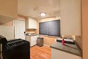 1064 Lawson Ave E, Saint Paul, MN 55106 - Photo 5