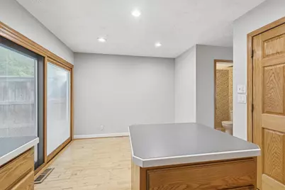 6377 Barrie Road, Edina, MN 55435 - Photo 11