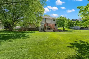 139 Ridge Way, Mahtomedi, MN 55115 - Photo 31