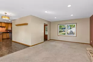 7817 73rd St S, Cottage Grove, MN 55016 - Photo 11