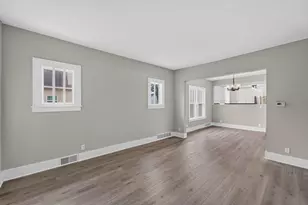 811 8th Ave SE, Rochester, MN 55904 - Photo 5