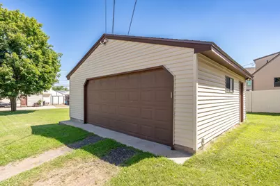 239 3rd Avenue W, Shakopee, MN 55379 - Photo 3