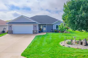 1621 19th Ave NW, Willmar, MN 56201 - Photo 25
