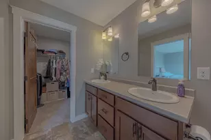 1621 19th Ave NW, Willmar, MN 56201 - Photo 5
