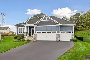 9557 James Cir N, Lake Elmo, MN 55042 - Photo 3