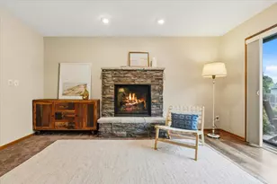 8821 Rainier Ct, Woodbury, MN 55125 - Photo 27
