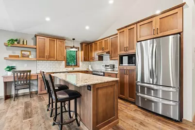 8821 Rainier Court, Woodbury, MN 55125 - Photo 9