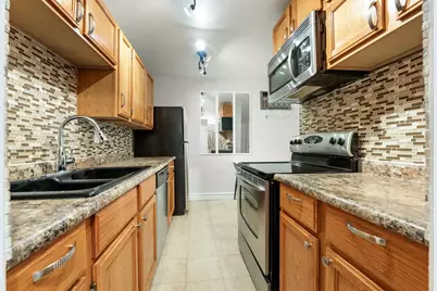 2212 Aldrich Avenue S #106, Minneapolis, MN 55405 - Photo 5