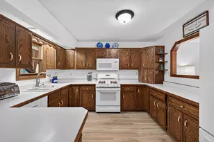 7381 Leonard Ave, Blaine, MN 55014 - Photo 3