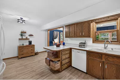 7381 Leonard Avenue, Lino Lakes, MN 55014 - Photo 9