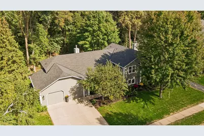 7646 Carnelian Lane, Eden Prairie, MN 55346 - Photo 3