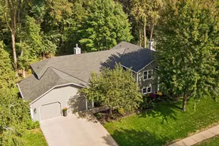 7646 Carnelian Ln, Eden Prairie, MN 55346 - Photo 3