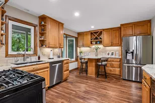 7646 Carnelian Ln, Eden Prairie, MN 55346 - Photo 19