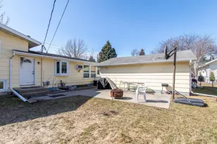 1406 24th Ave S, Moorhead, MN 56560 - Photo 29