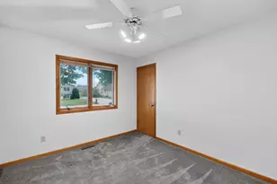 1320 N Garden St, Lake City, MN 55041 - Photo 29