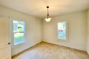 104 S Park Ave, Springfield, MN 56087 - Photo 29