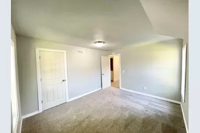 104 S Park Avenue, Springfield, MN 56087 - Photo 51