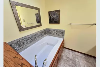 324 W 7th Street, Litchfield, MN 55355 - Photo 23