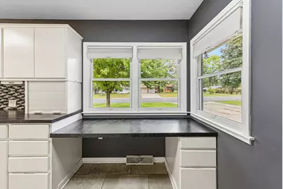 815 Court Avenue, Gaylord, MN 55334 - Photo 5