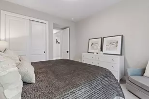 109 Minnetonka Ave S, Wayzata, MN 55391 - Photo 61