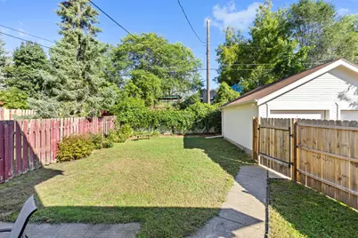 1329 Beech Street, Saint Paul, MN 55106 - Photo 33