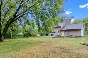 1027 White Bear Ave N, Saint Paul, MN 55106 - Photo 11
