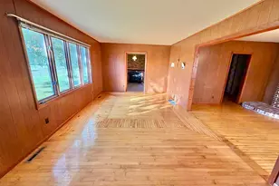 301 5th St SE, Roseau, MN 56751 - Photo 7