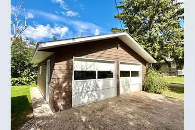 301 5th Street SE, Roseau, MN 56751 - Photo 3