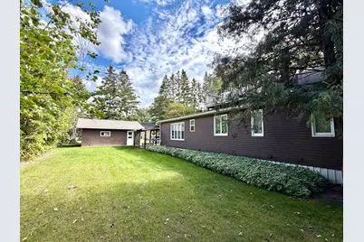 301 5th Street SE, Roseau, MN 56751 - Photo 5