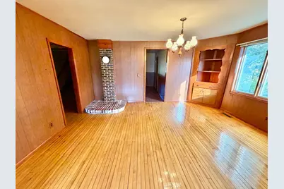 301 5th Street SE, Roseau, MN 56751 - Photo 9