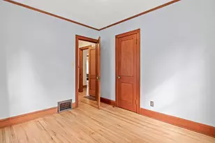 1186 Englewood Ave, Saint Paul, MN 55104 - Photo 21