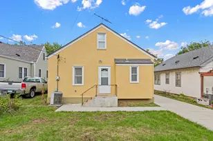 1186 Englewood Ave, Saint Paul, MN 55104 - Photo 25