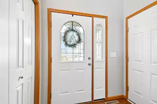 414 Roosevelt Dr, Dresser, WI 54009 - Photo 7